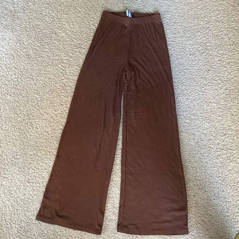 Princess Polly brown ribbed lounge pants size 2